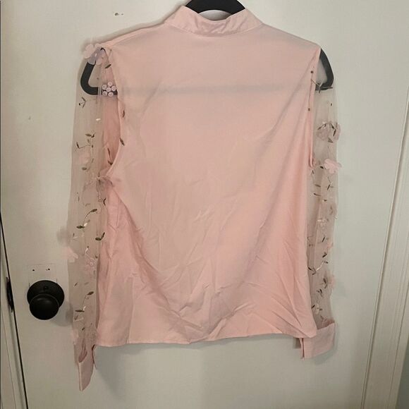 SHEIN Blush Blouse with Sheer Floral Sleeves - Picture 4 of 4